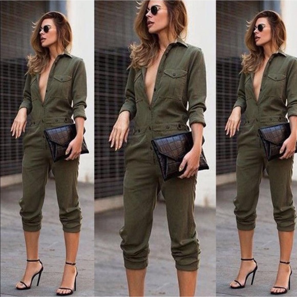 On trend jumpsuit - Picture 3 of 5